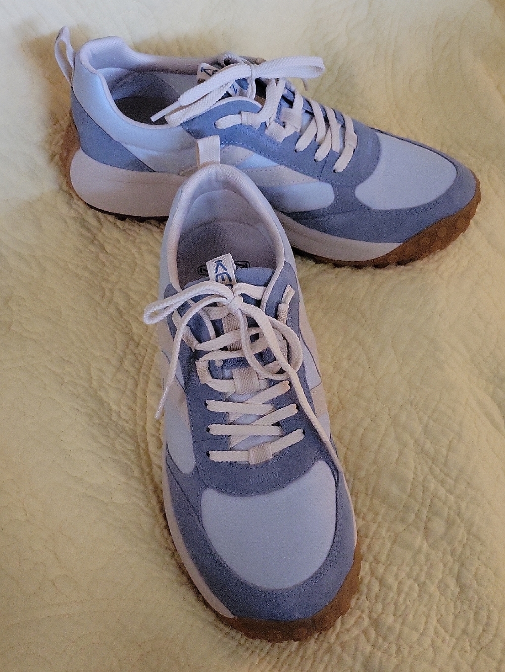 Keen Women's Light Blue and White Retro Runner Sneakers Size 10